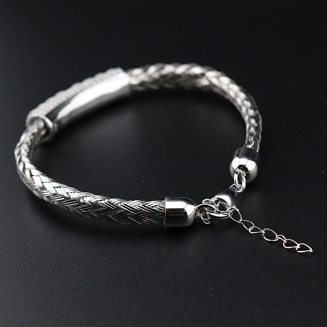 دستبند نقره جذاب نگین دار MK3023 (4)