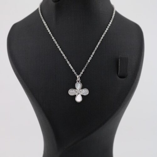مدال نقره زنجیر دار طرح چهار برگ سه رنگ MK4024 (1)