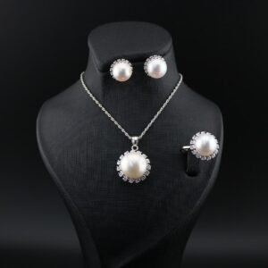 نیم ست زنانه مروارید پرورشی mk9012