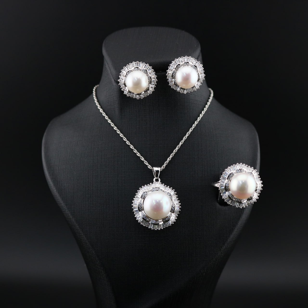 نیمست زنانه مروارید پرورشی