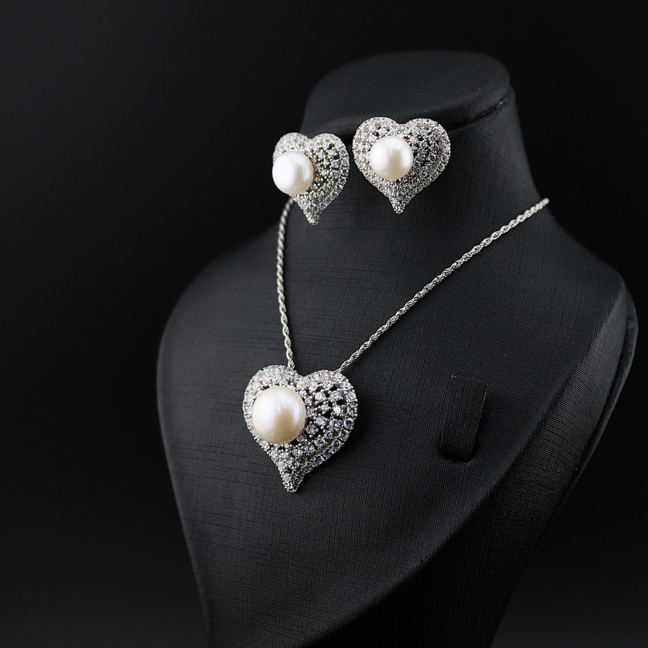 نیمست زنانه مروارید پرورشی مدل قلب