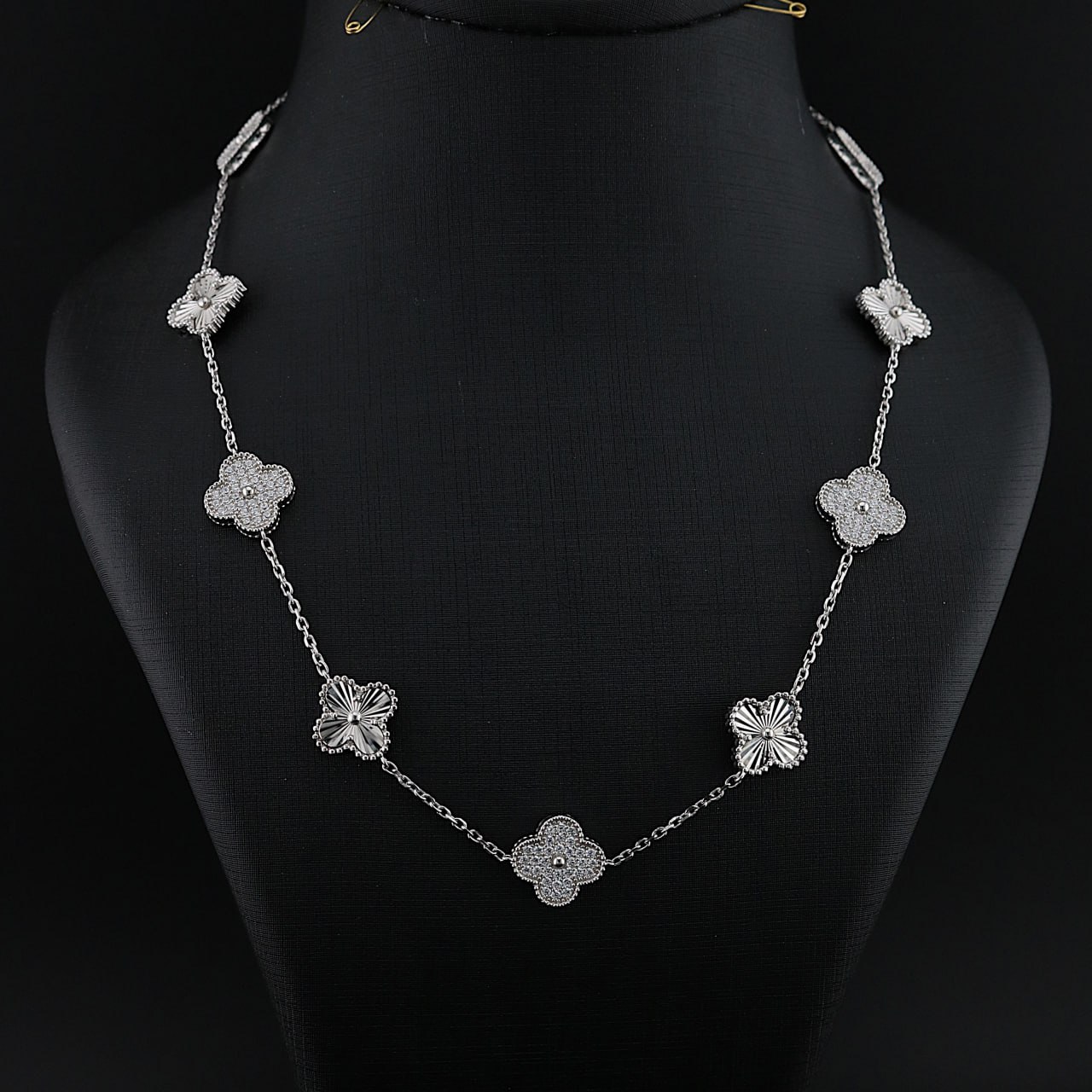 گردنبند ونکلیف نقره 10 گل تراش و نگین دار