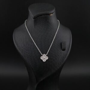 گردنبند ونکلیف نقره تک گل نگین دار  mk4074