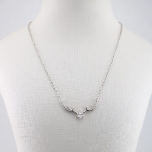 مدال نقره زنجیردار شاخ گوزن mk4077