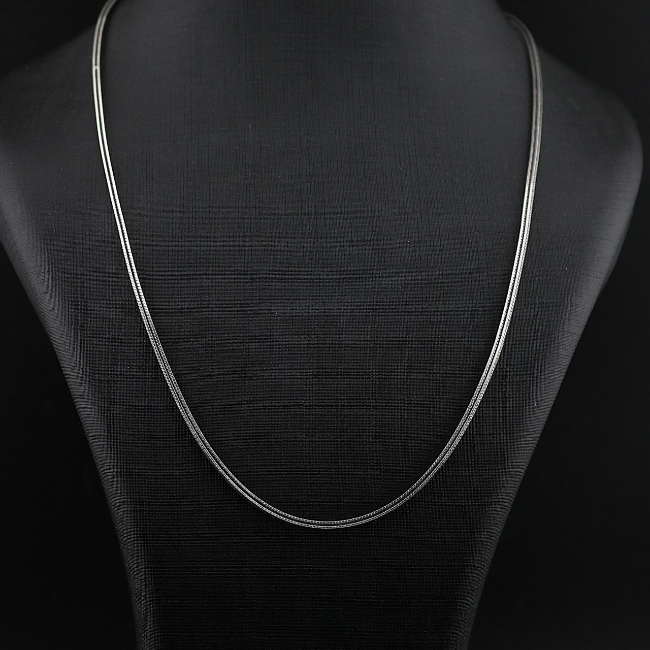 زنجیر نقره مردانه سیاه قلم