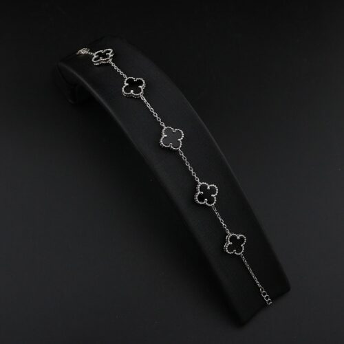 دستبند ونکلیف مشکی نقره mk3045