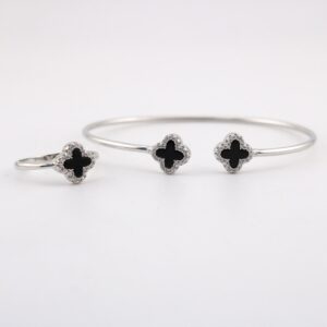 ست دستبند انگویی و انگشتر ونکلیف  mk3047