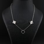 گردنبند ونکلیف سه گل نقره سنگ و تراش mk4097