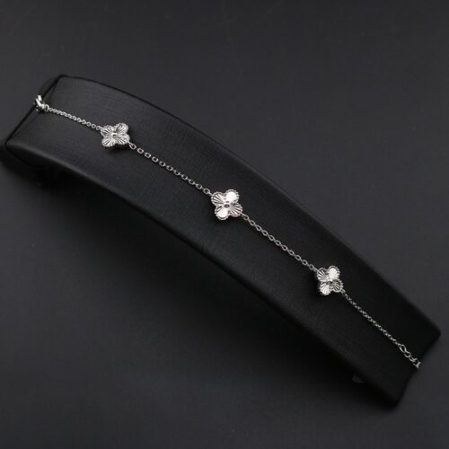 دستبند ونکلیف سه گل تراش نقره