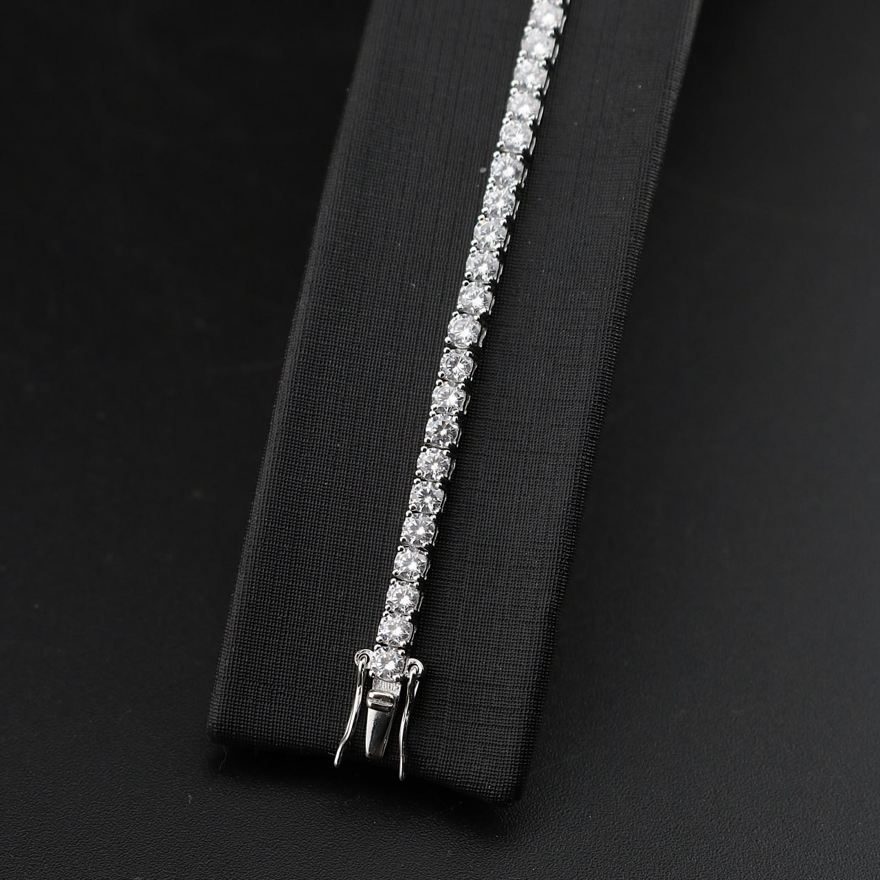 دستبند تنیسی نقره