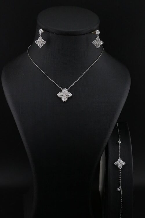 سرویس نقره مدل روبرتو کوین سنگ صدفی